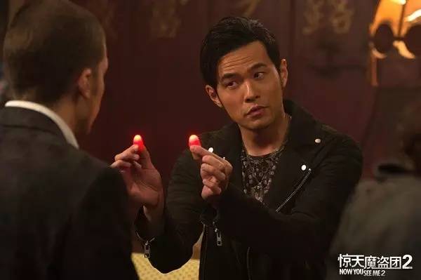 惊天魔盗团2剧情分析_惊天魔盗团2评价_惊天魔盗团3