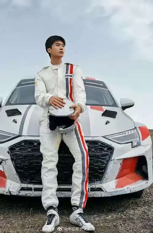 飞驰人生3 韩寒 中年车手_飞驰人生3 团队散伙 技术革新_飞驰人生3