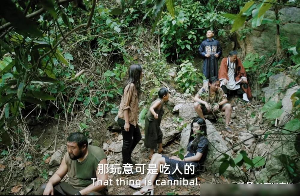 狂蟒之灾电影剧情分析_大蛇题材惊悚元素搭配美女角色_新狂蟒之灾