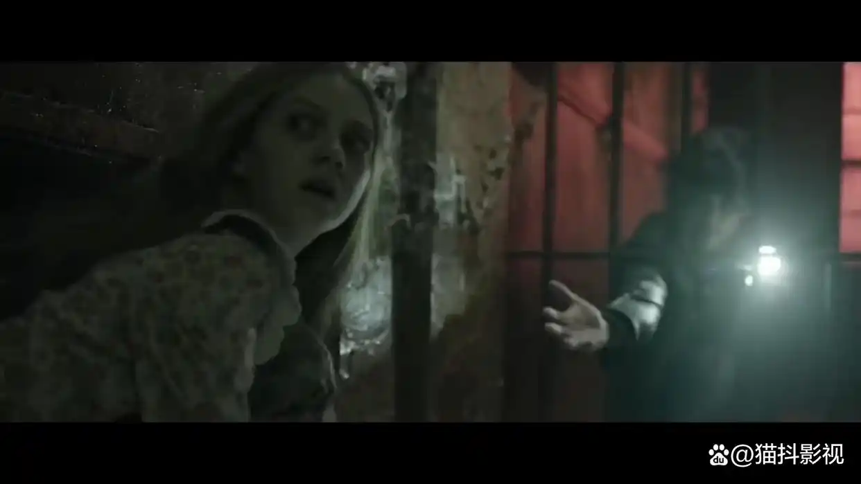 重返寂静岭_重返寂静岭 克里斯多夫·甘斯执导 寂静岭3 电影改编