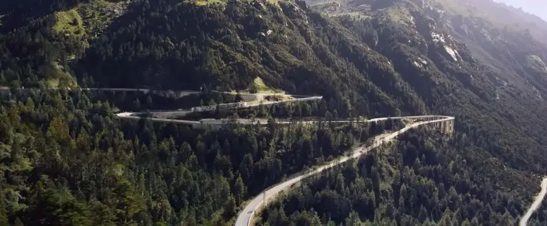 飞驰人生3 沐尘100拉力赛 川西德令哈风光_飞驰人生3